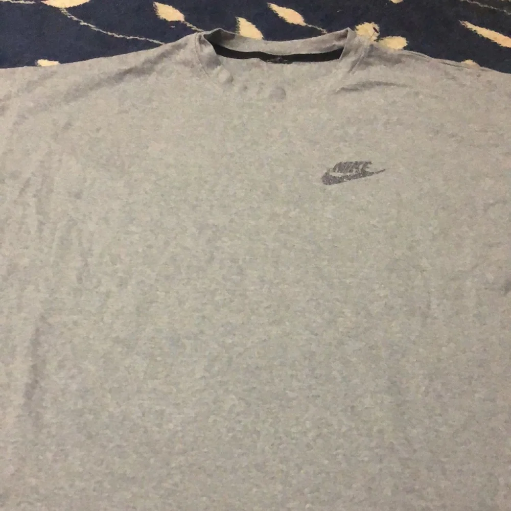 Nike men’s gray cotton swoosh short sleeve T-shirt - Picture 4 of 4